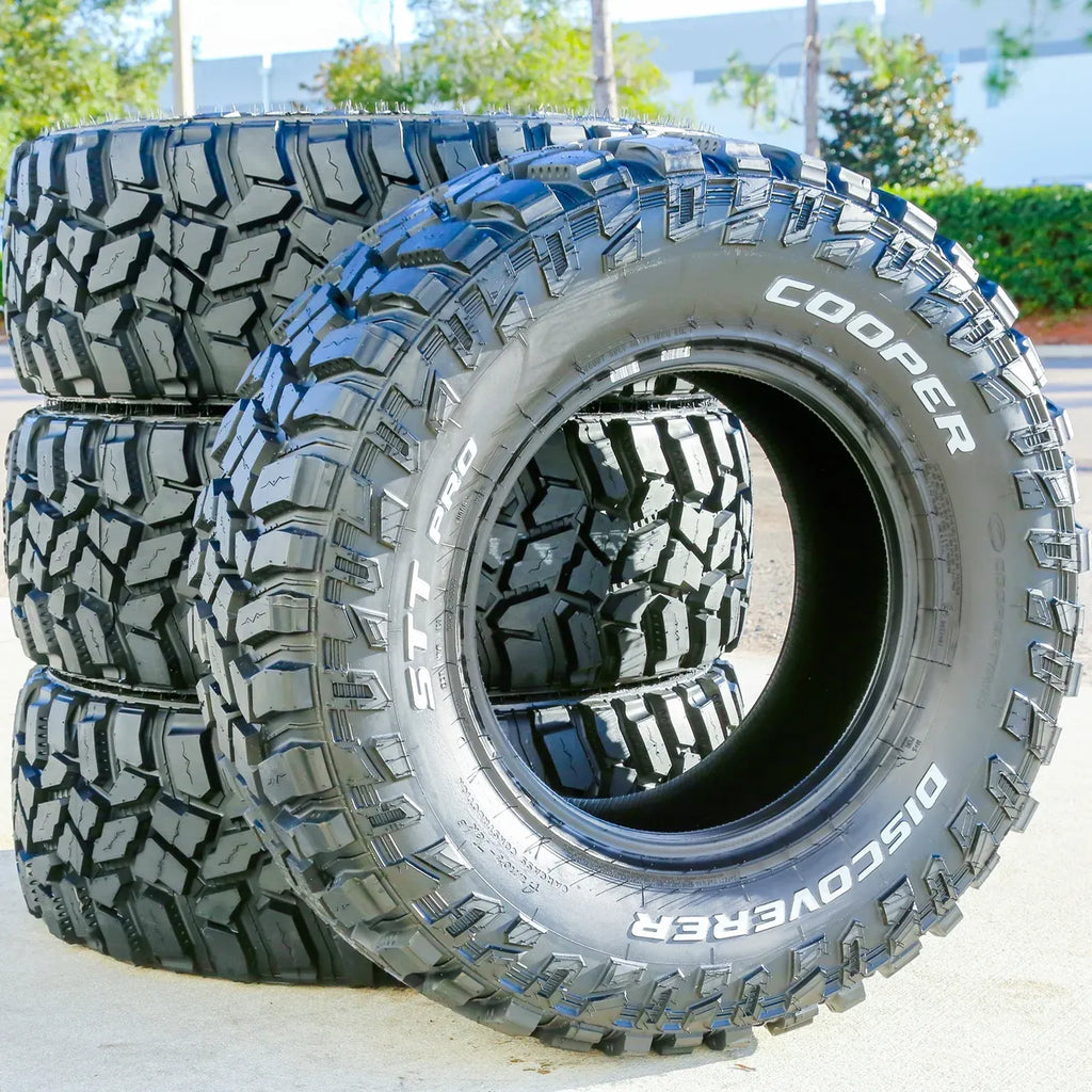 Set of 4 LT275/70R18 125/122P E 10-Ply Mud-Terrain Tires