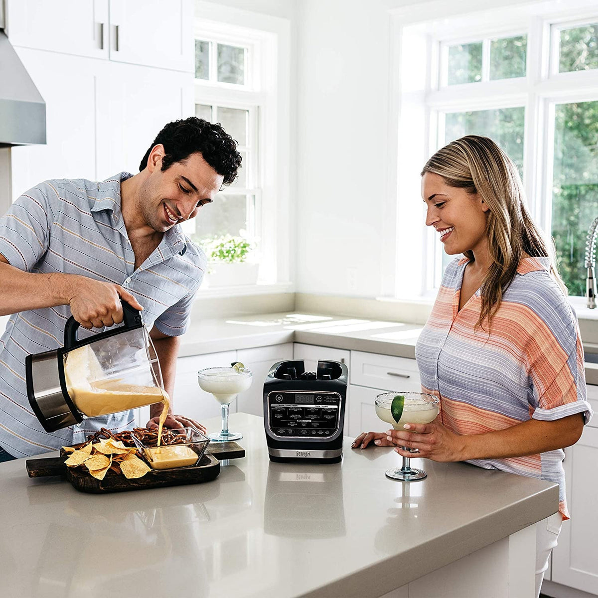 1400W Cold & Hot Blender with 64-Oz. Nonstick Glass Pitcher, Black