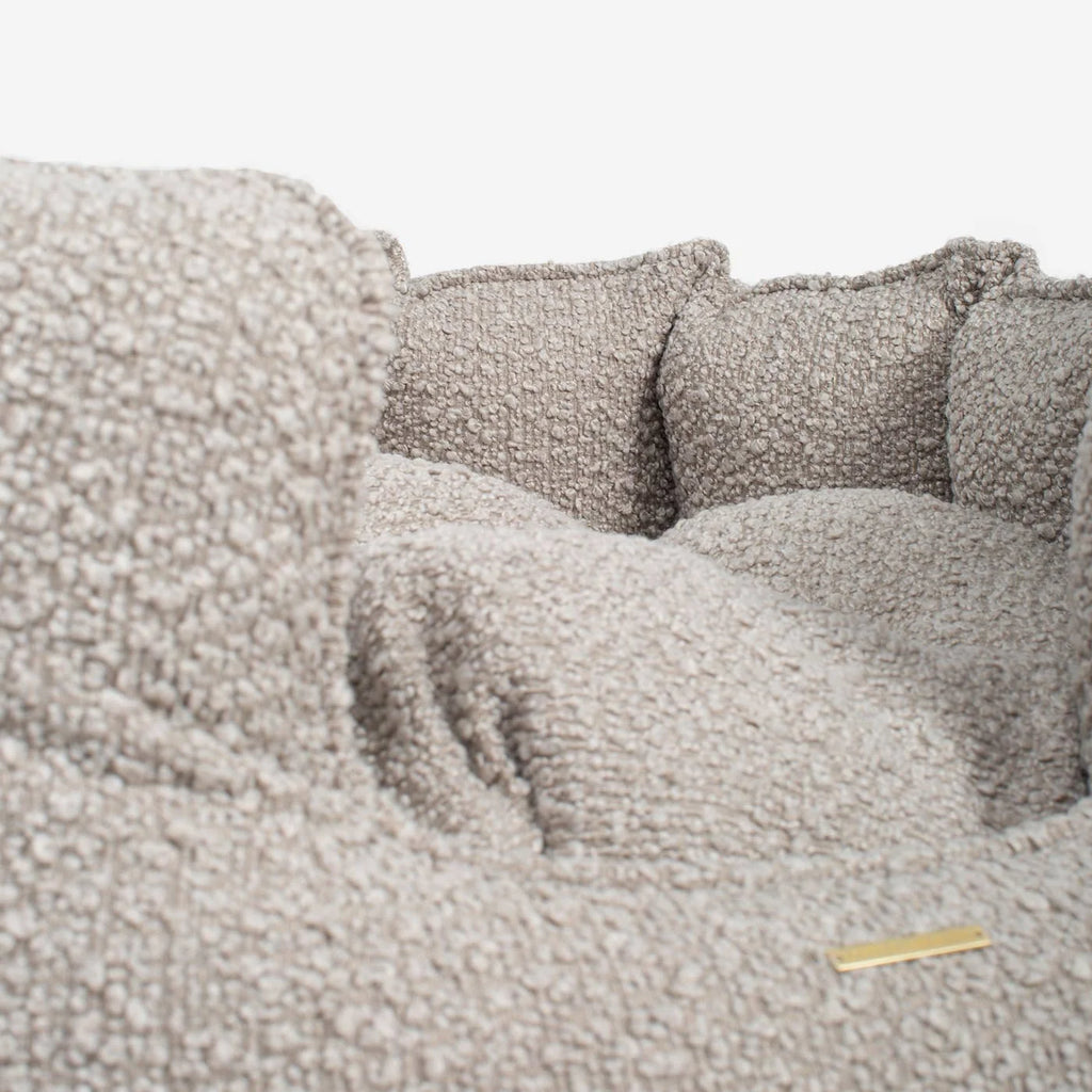 High Wall Bed For Dogs in Bouclé