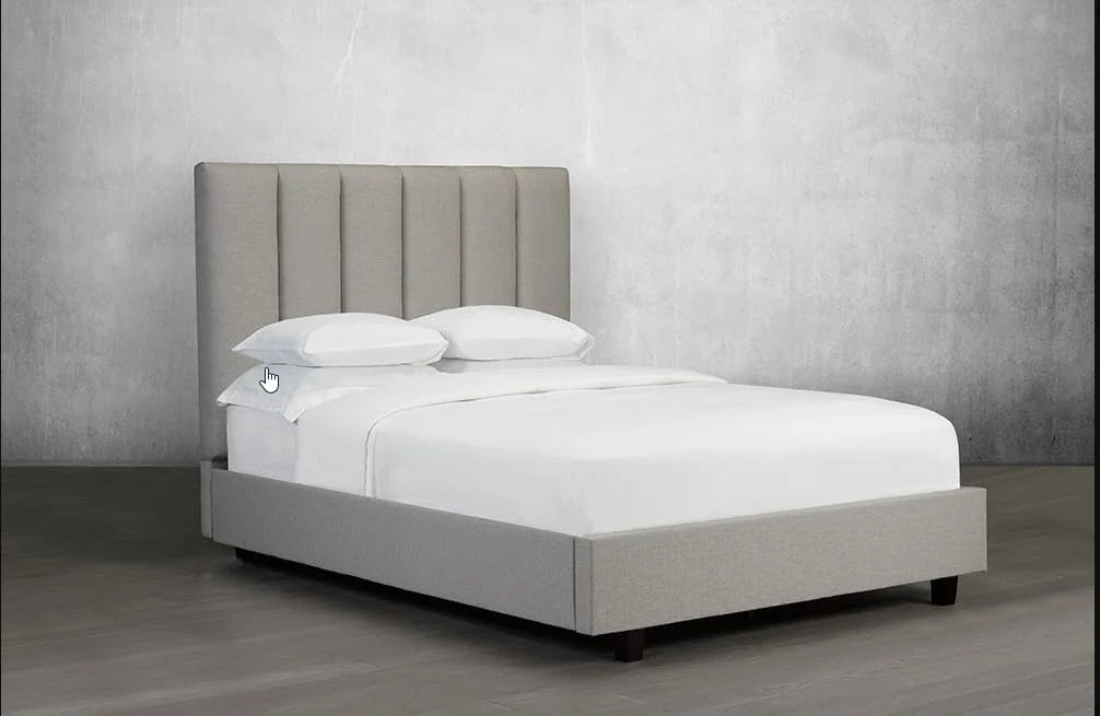 R153 Vertical Channel Tufted Upholstered Platform Bed