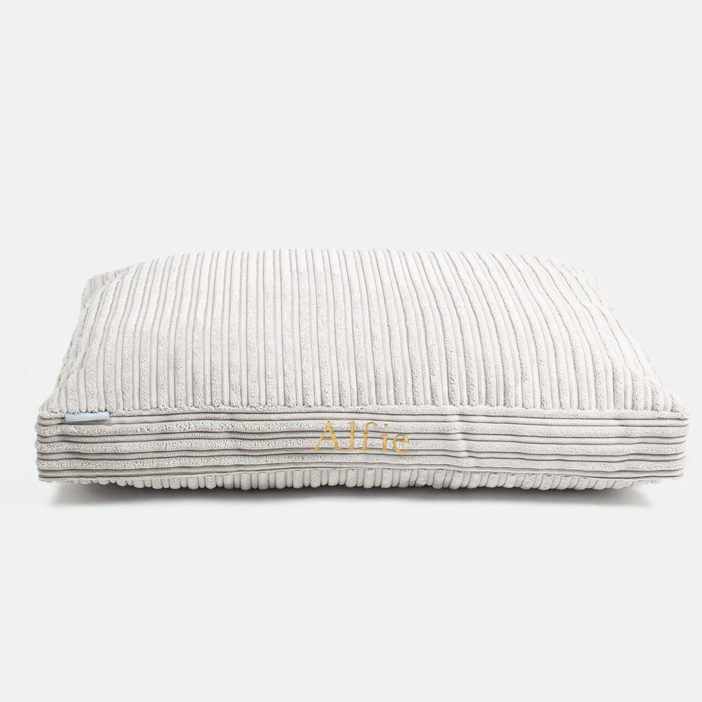 Dog Cushion in Light Grey Essentials