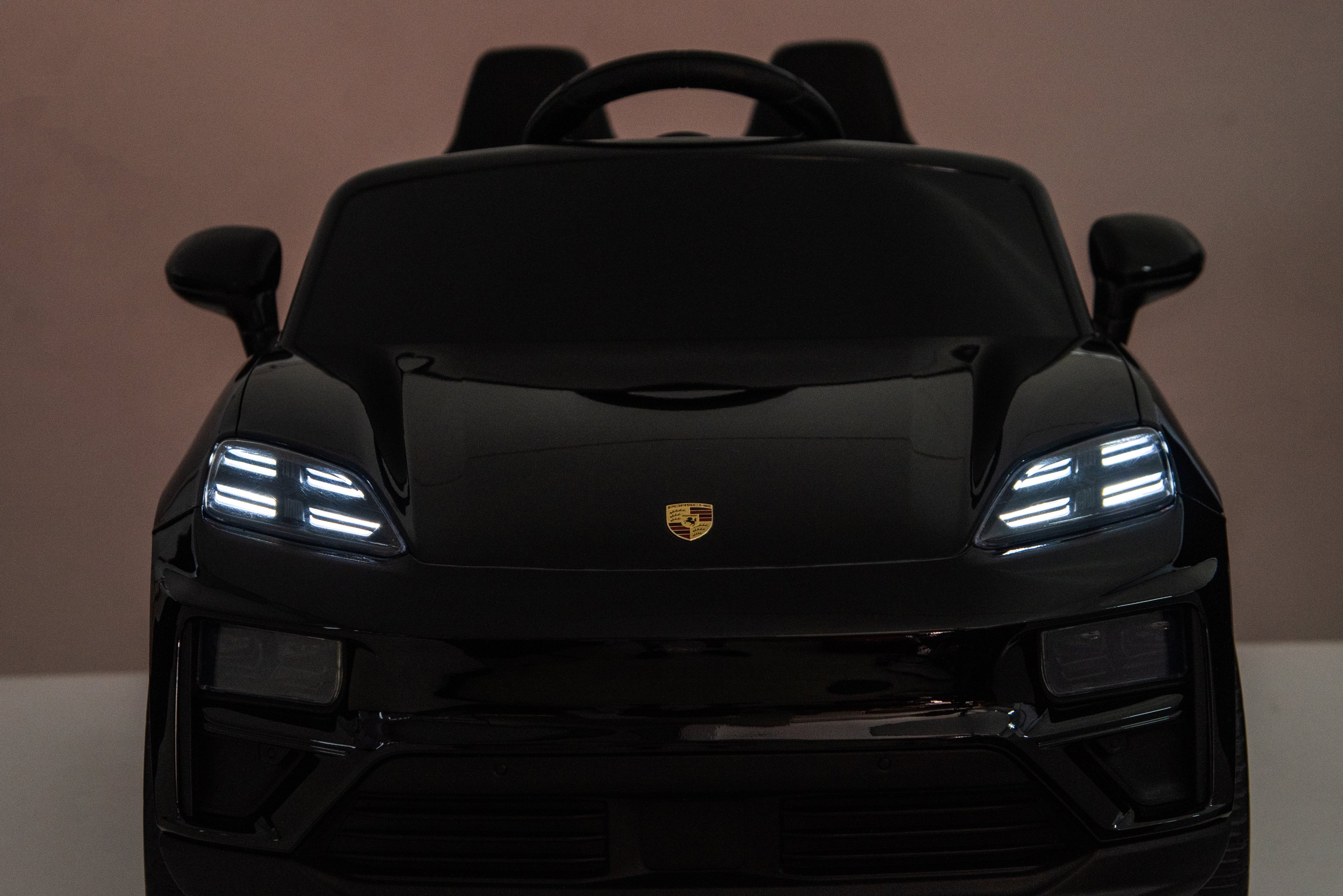 Licensed 24V Porsche Macan Turbo EV Kids Ride On One Seater cars, Rubber Tires, Leather Seat, with RC