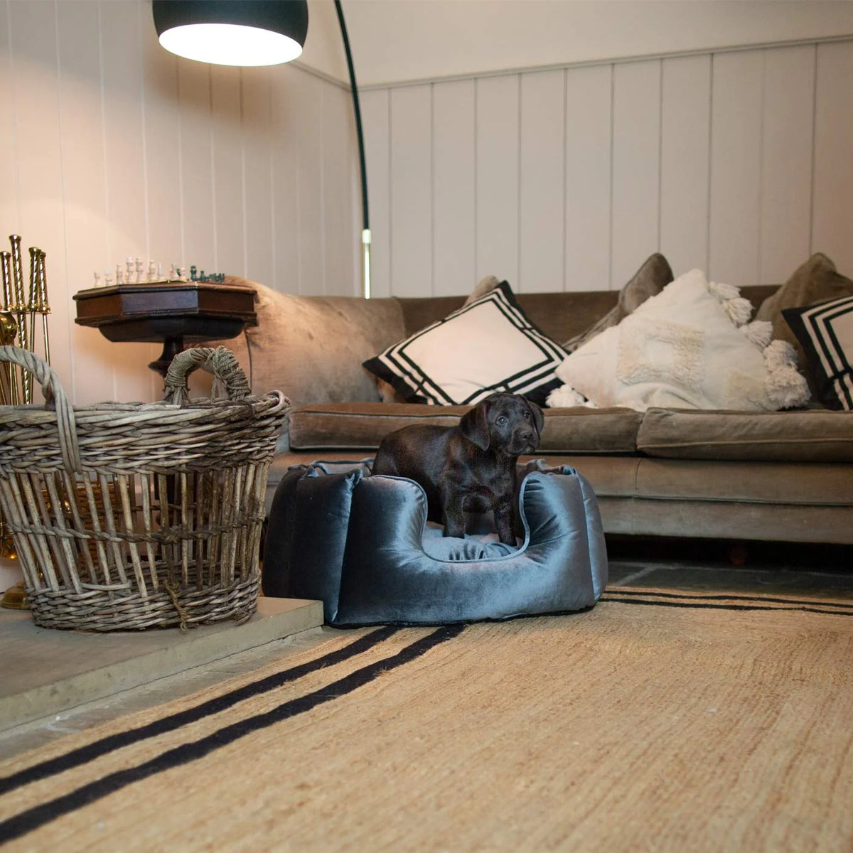 High Wall Bed For Dogs in Velvet