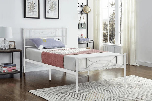 IF 154W White Metal Platform Bed Frame