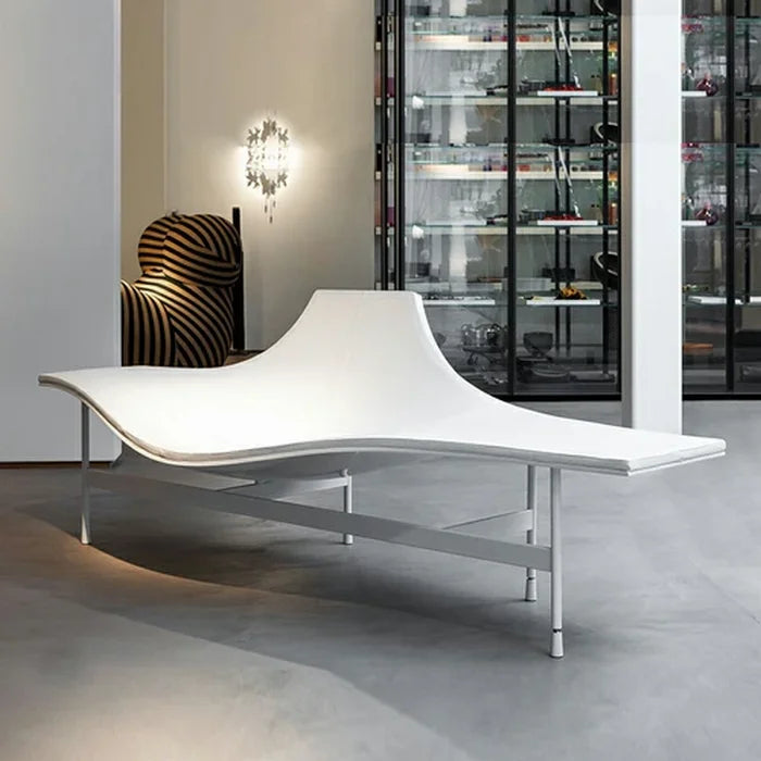 Terminal 1 Chaise Accent