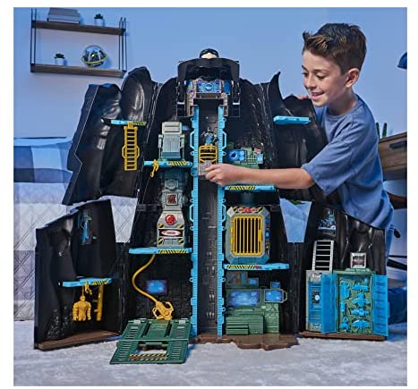 Giant Transforming Superhero Playset with 4 Action Figures and Accessories