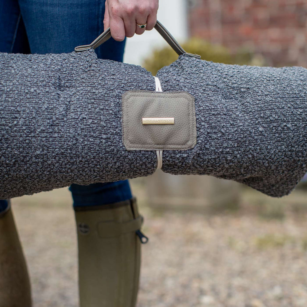 Travel Mat in Granite Bouclé