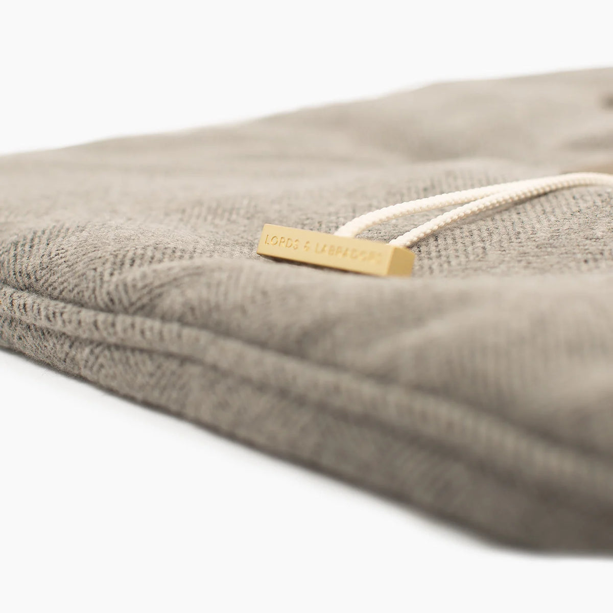Travel Mat in Pewter Herringbone Tweed