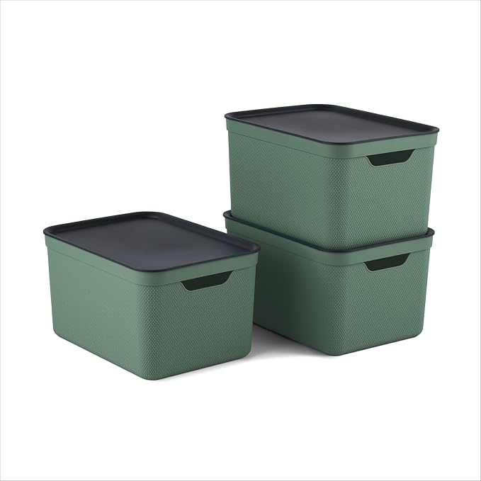 Set of 3 storage boxes with lids, made of plastic, 3 x 16 litres (green)