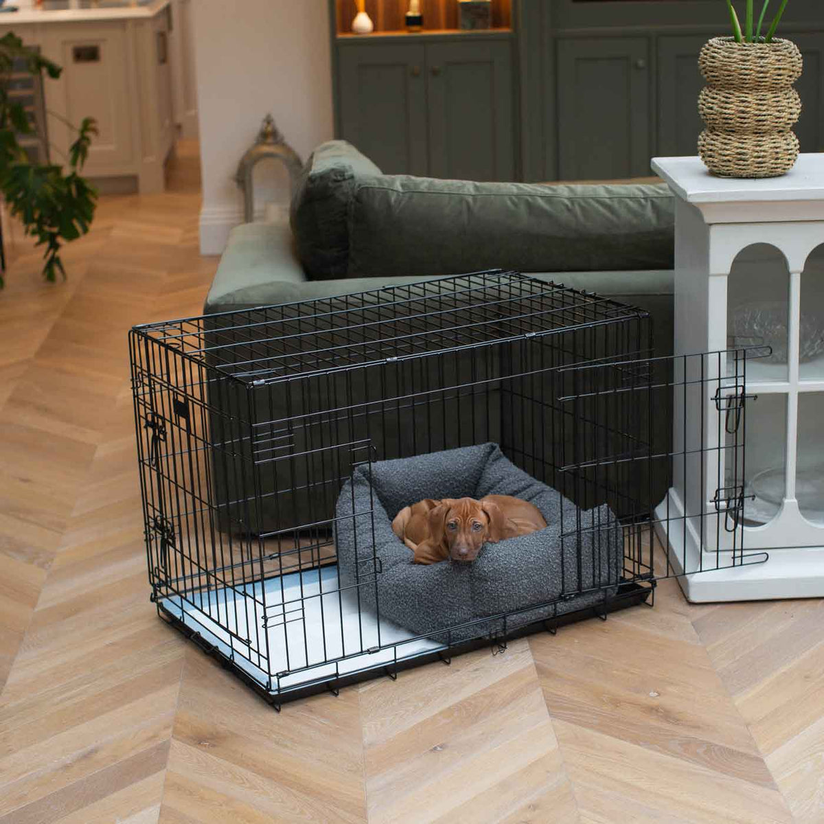 Cozy & Calming Puppy Cage Bed In Granite Bouclé