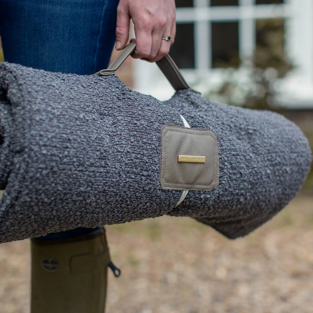 Travel Mat in Granite Bouclé