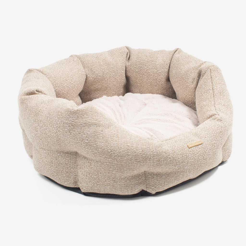 Oval Bed in Sandstone