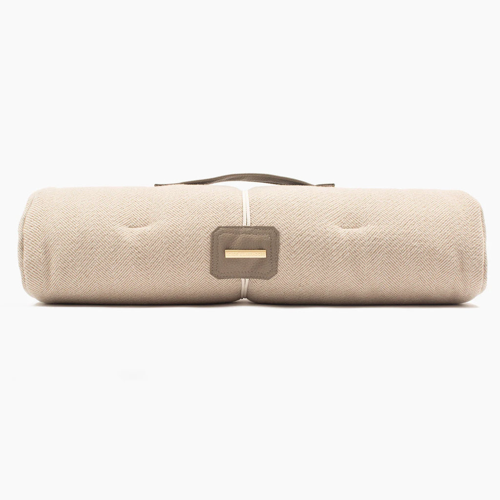 Travel Mat in Natural Herringbone Tweed