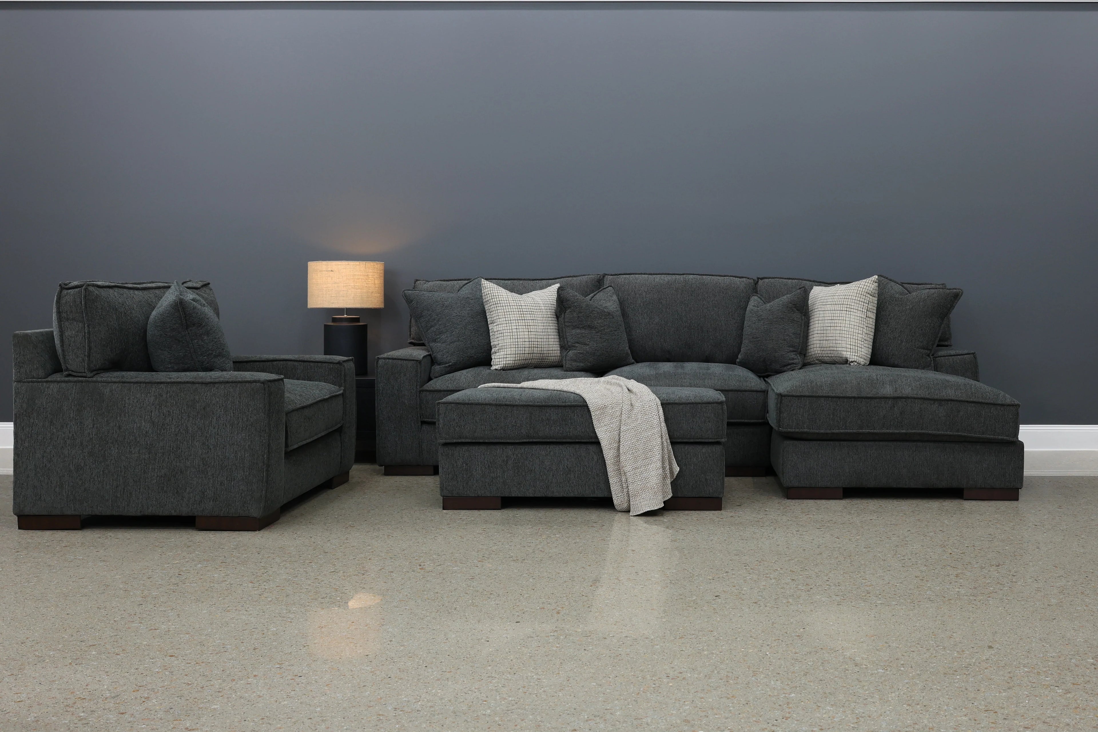 Gembrook RHF Sofa Chaise Dark Grey