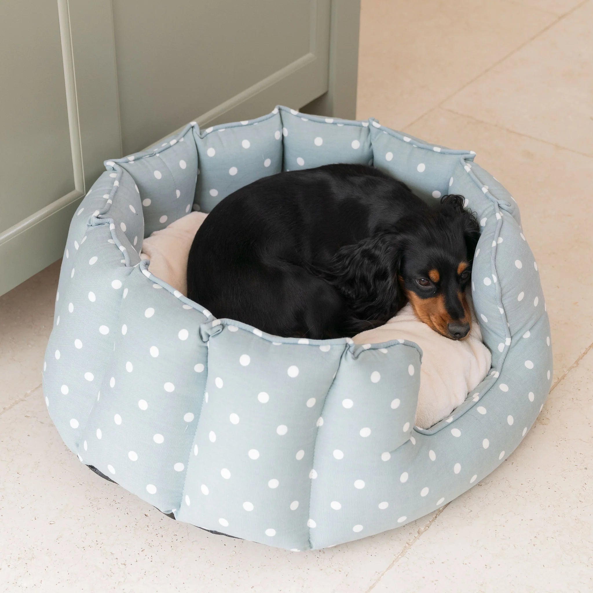 High Wall Bed For Dogs in Spots & Stripes