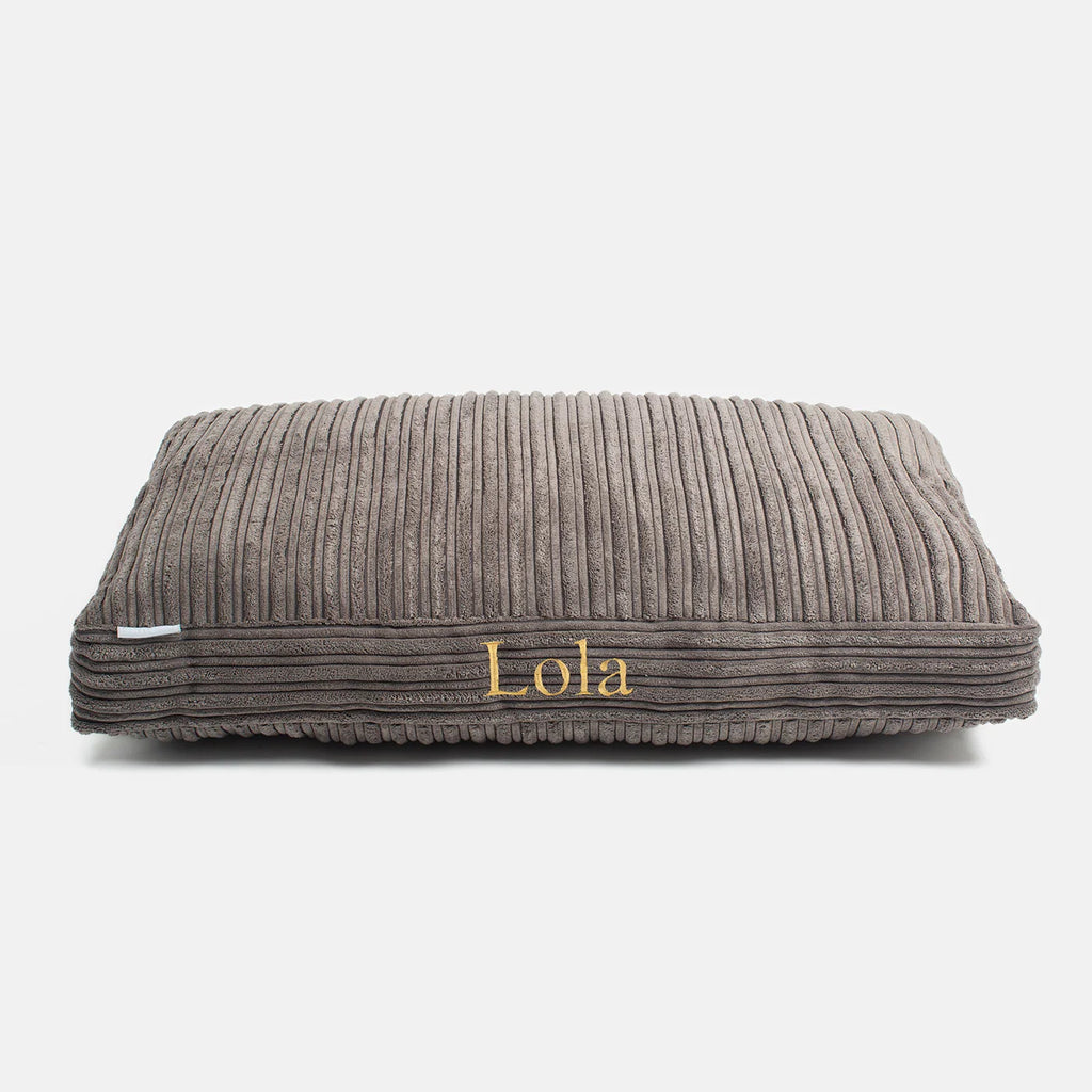 Dog Cushion in Dark Grey Essentials