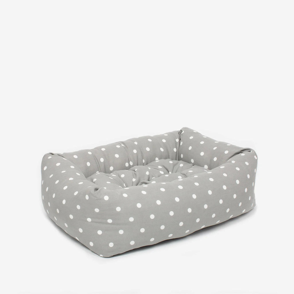 Cozy & Calming Puppy Cage Bed in Spots & Stripes