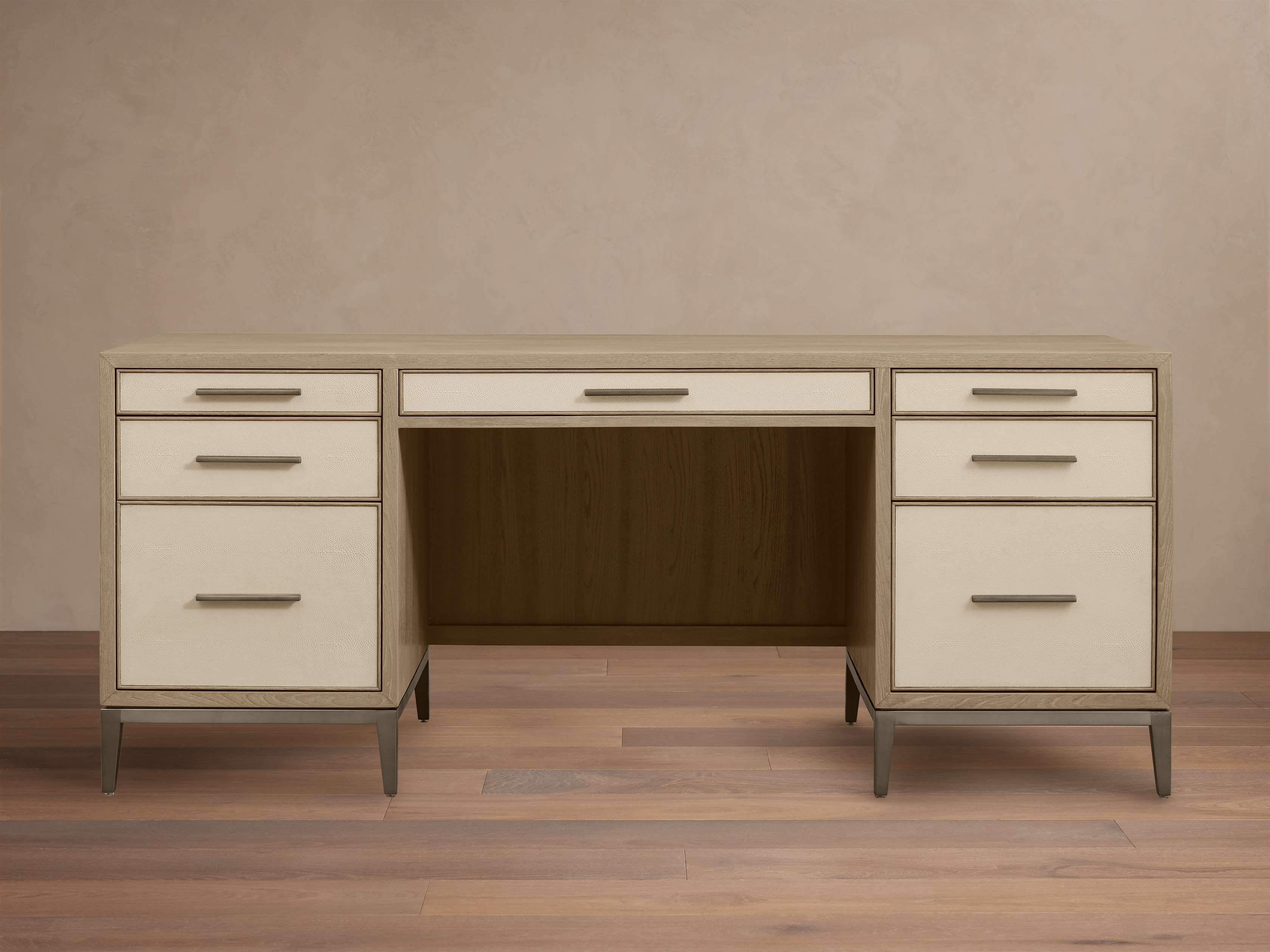 Executive Desk – Style 12