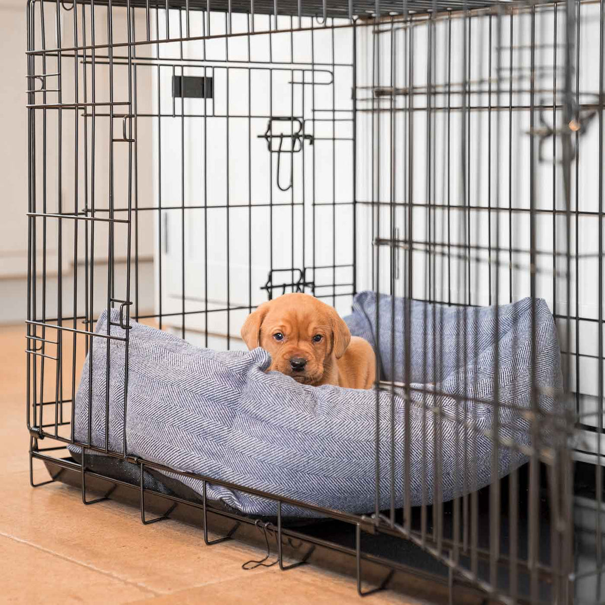 Cozy & Calming Puppy Cage Bed in Herringbone Tweed