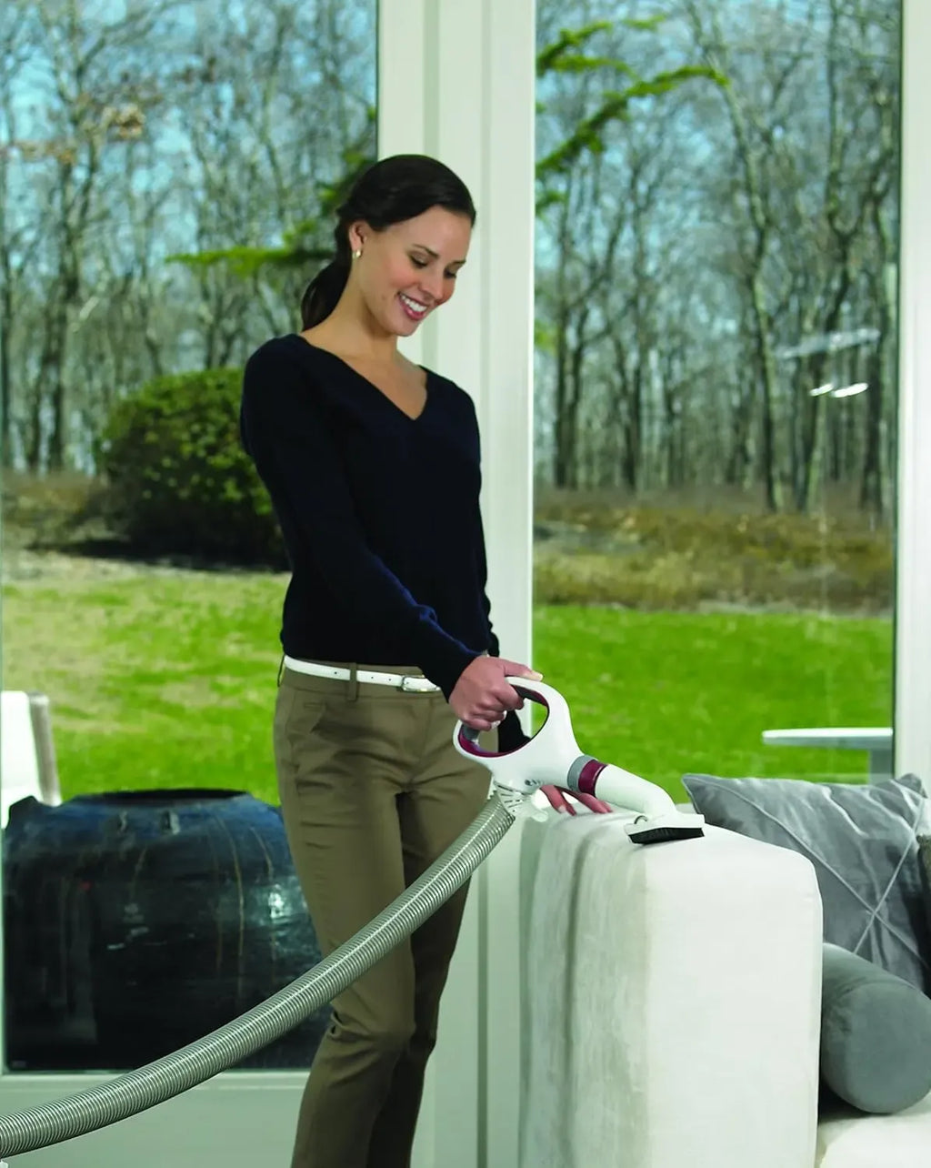 Professional Lift-Away Upright Vacuum Cleaner with HEPA Filter, Swivel Steering and LED Headlights