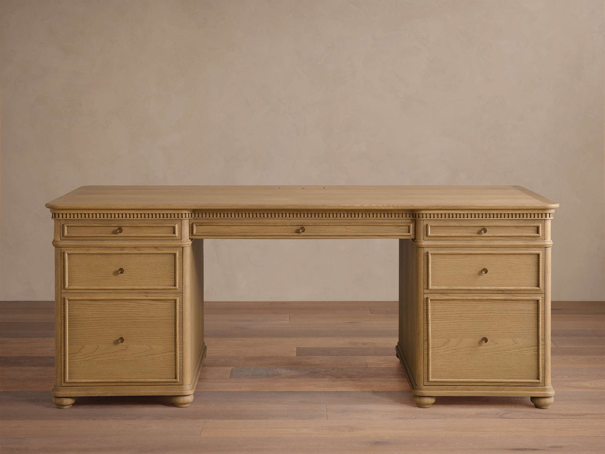 Executive Desk – Style 03