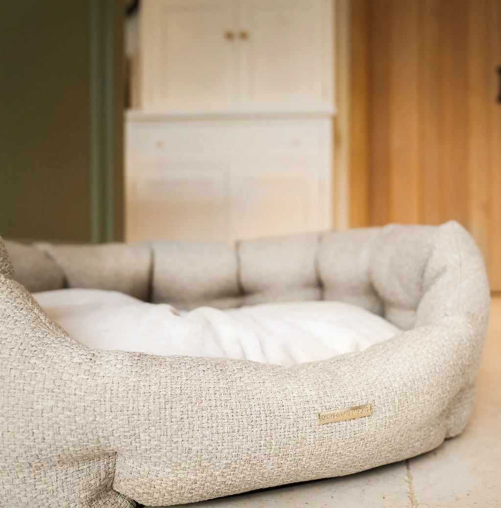 Oval Bed in Sandstone