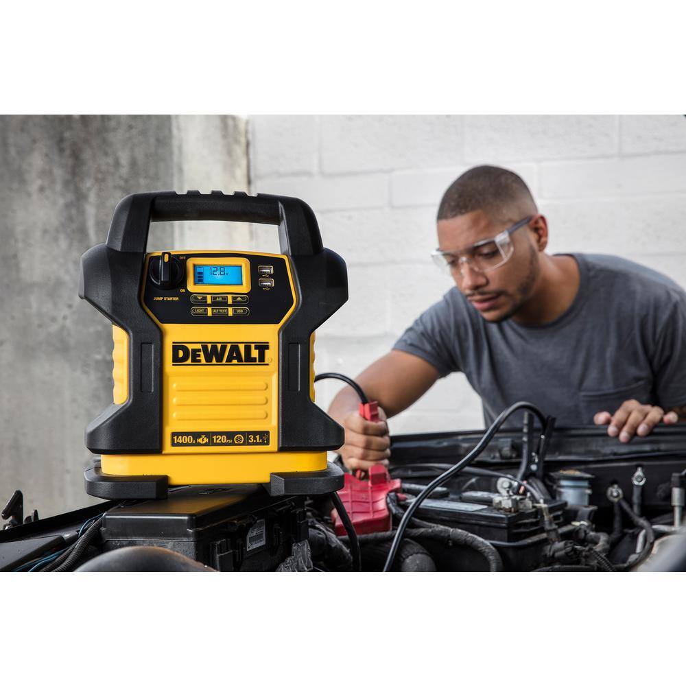 1400 Peak Amp Portable Car Jump Starter with Digital Air Compressor