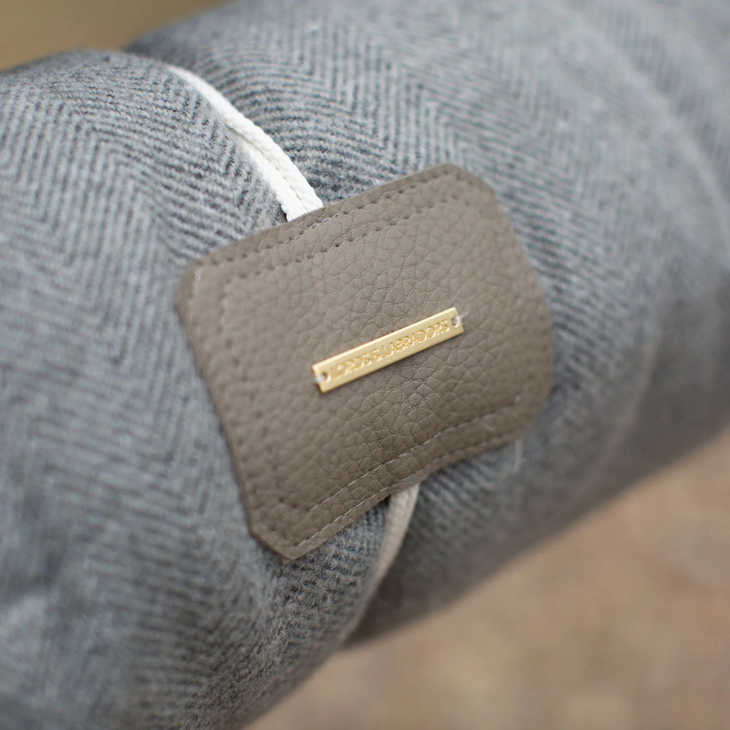 Travel Mat in Pewter Herringbone Tweed