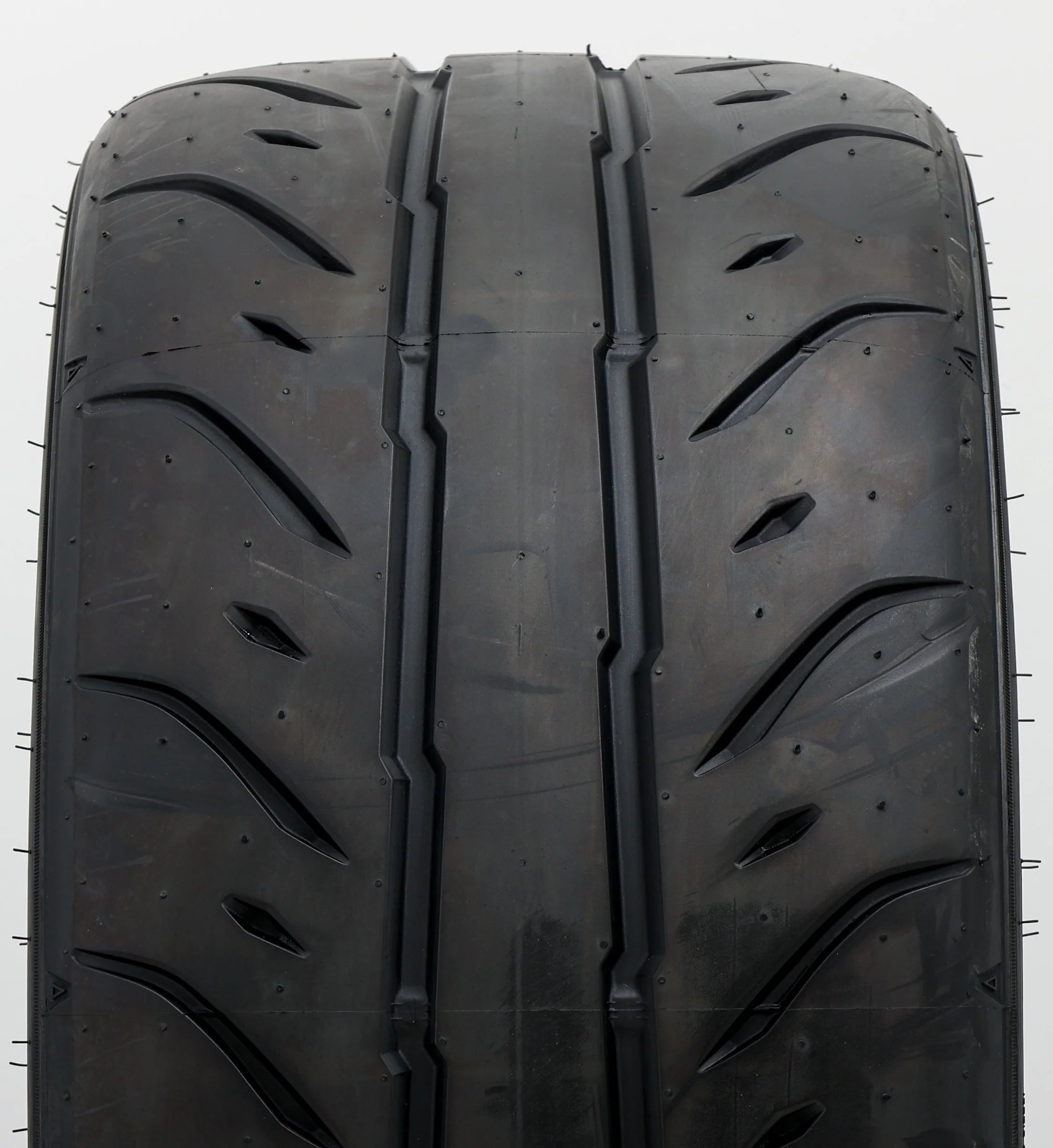 Azenis RT660+ 245/40ZR17 95W XL