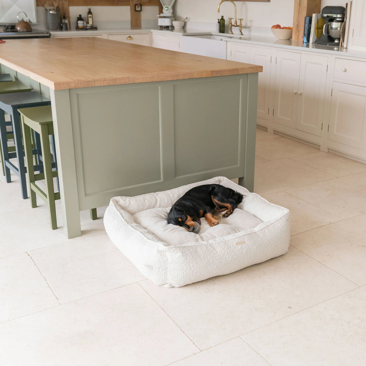 Box Bed For Dogs in Bouclé