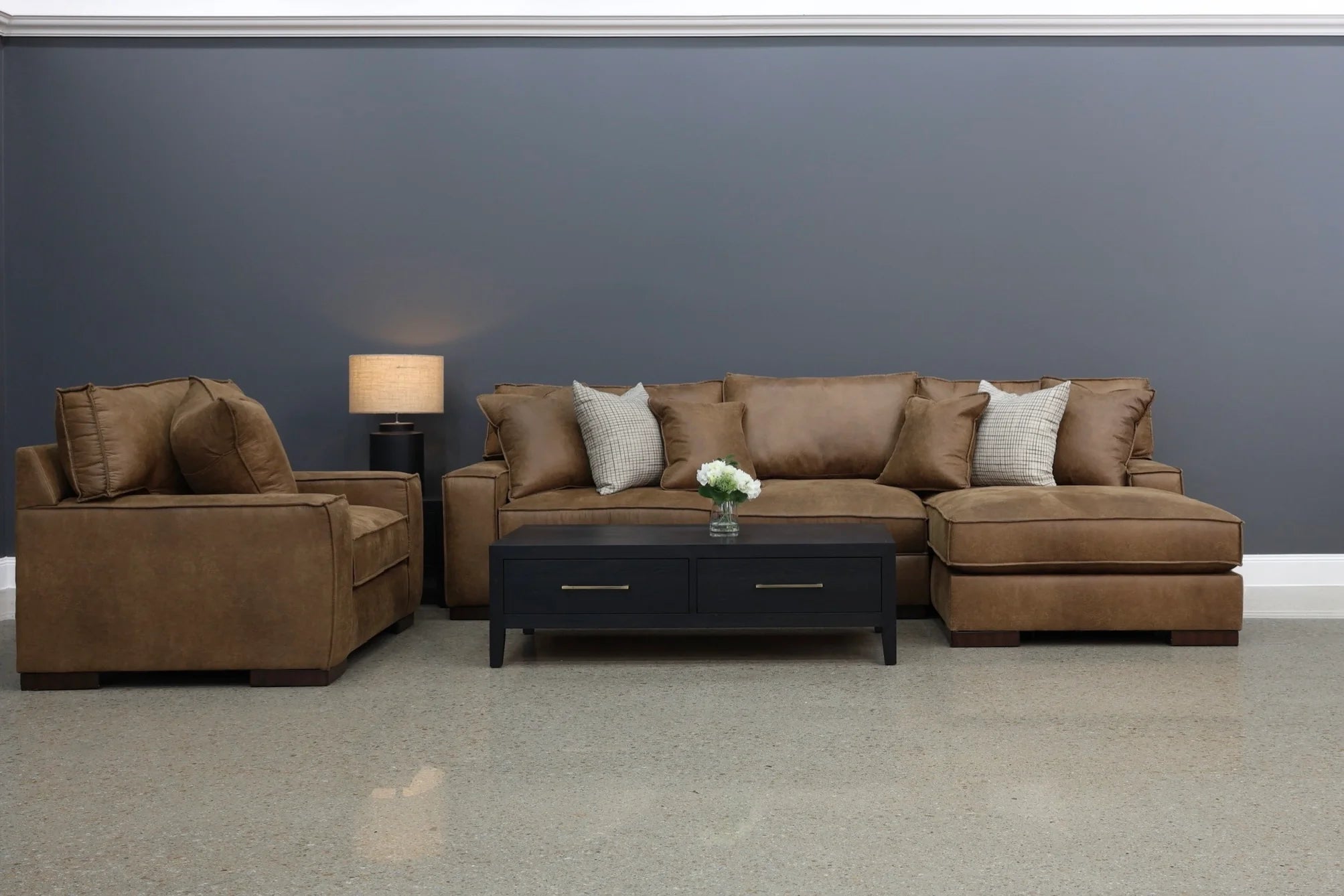 Gembrook RHF Sofa Chaise Tan Leather Air
