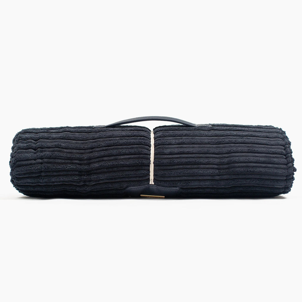 Travel Mat in Essentials Navy