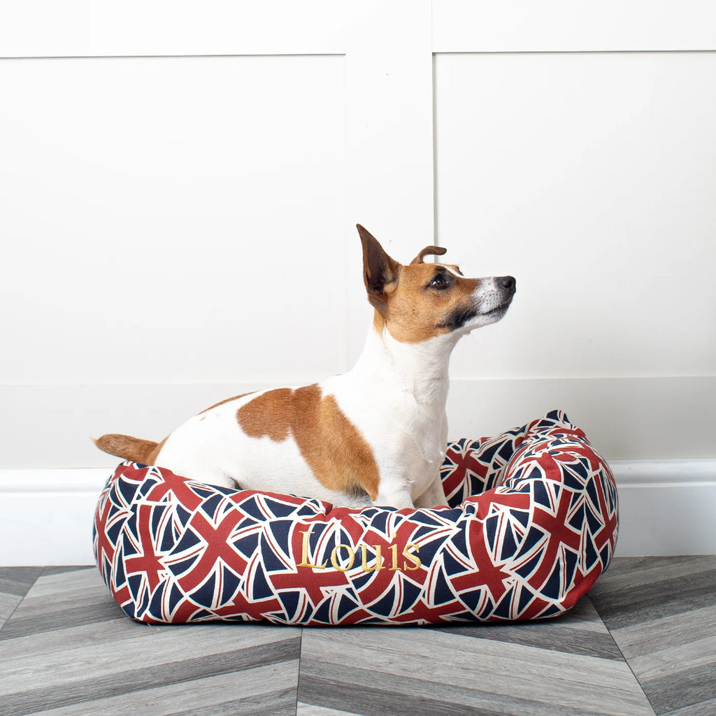 Cozy & Calming Puppy Cage Bed in Union Jack
