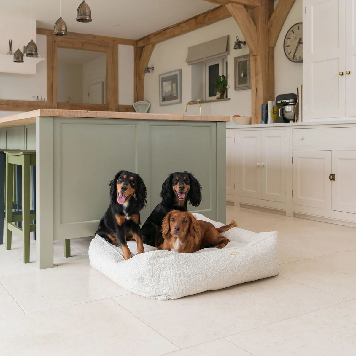 Box Bed For Dogs in Bouclé
