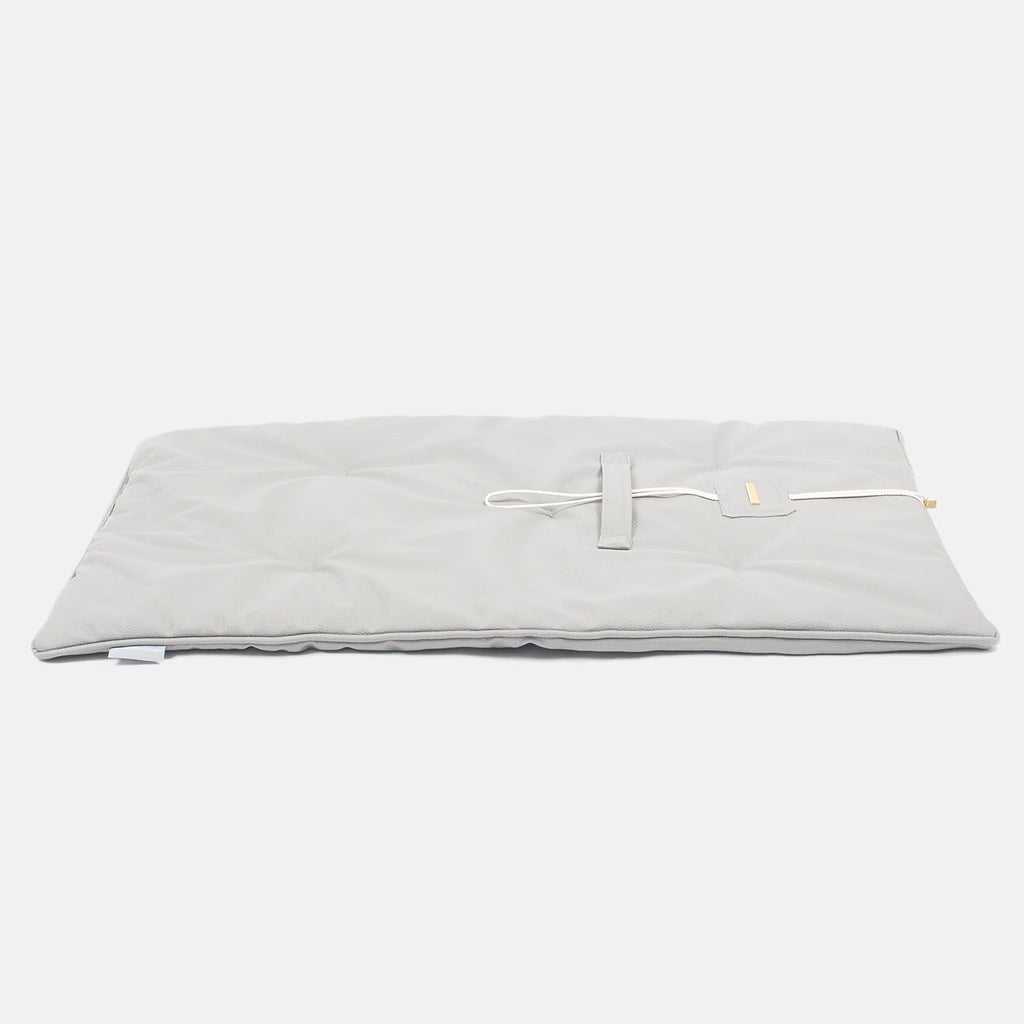 Travel Mat in Granite Rhino Faux Leather