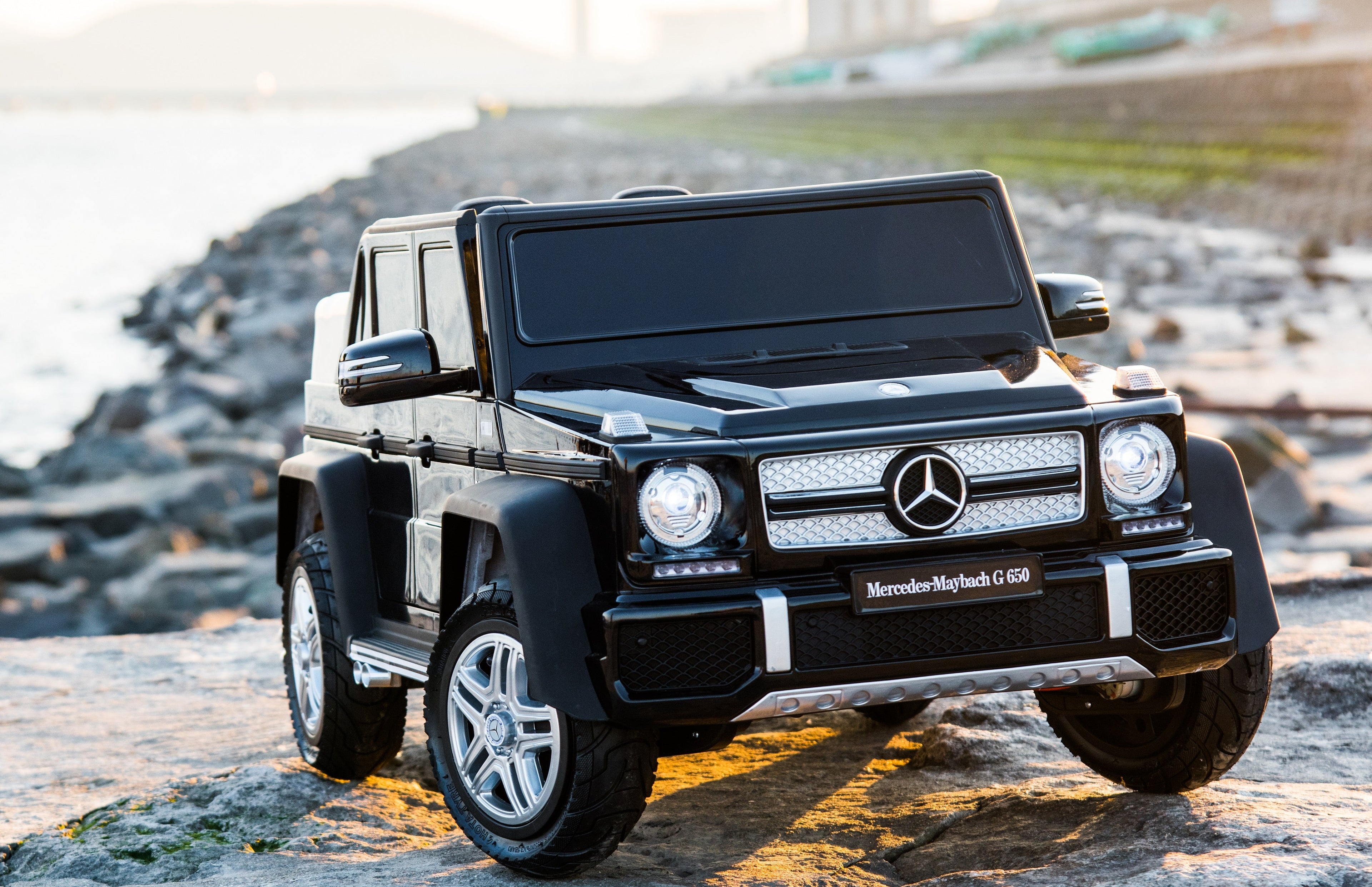 2026 Licensed 12V Mercedes Maybach G650s 4WD Kids Ride On 1 Seater Car with RC